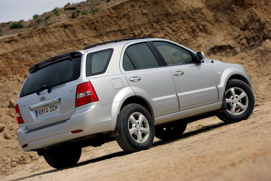  Kia Sorento 2006 года  (фото 33 из 57)
